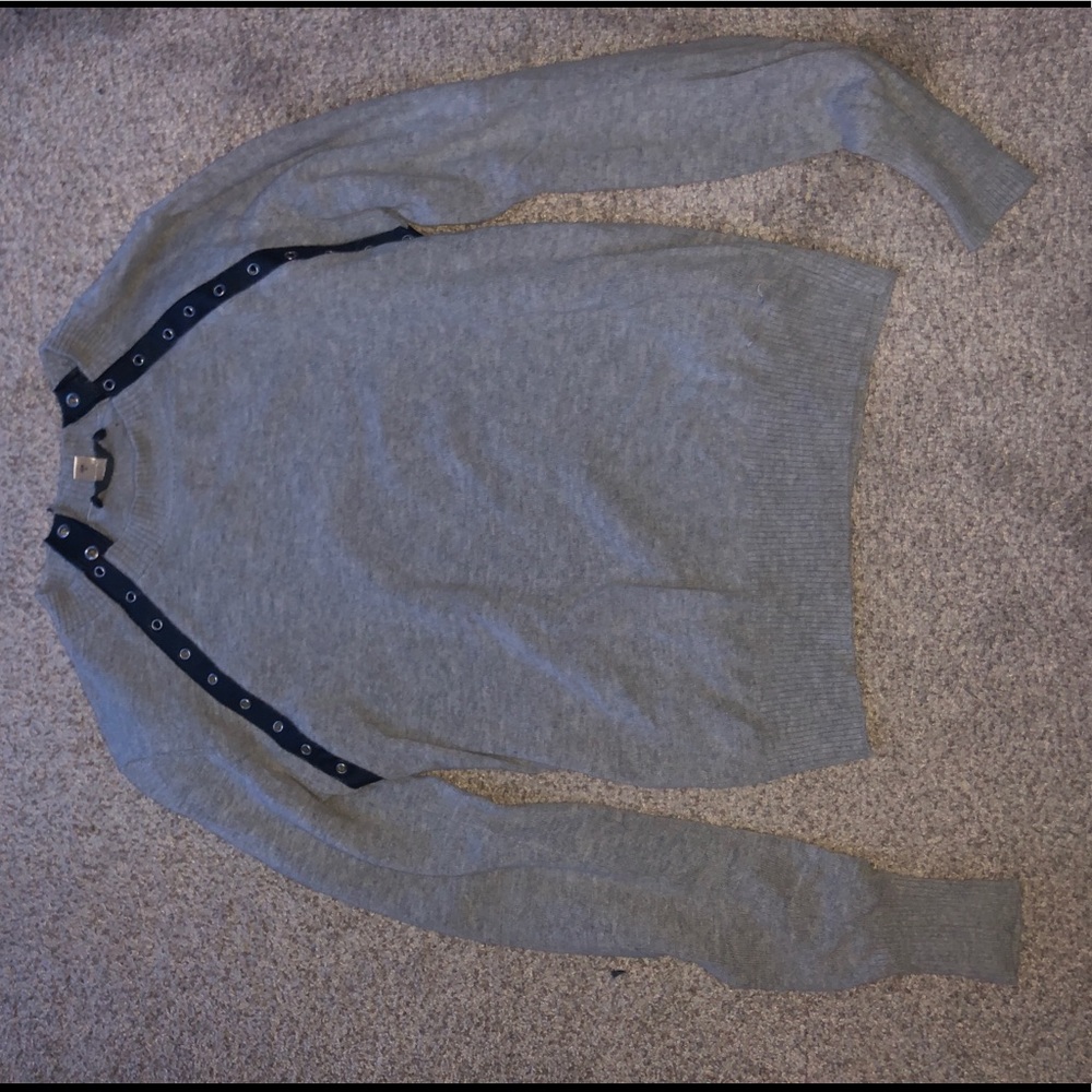 Gray long sleeve